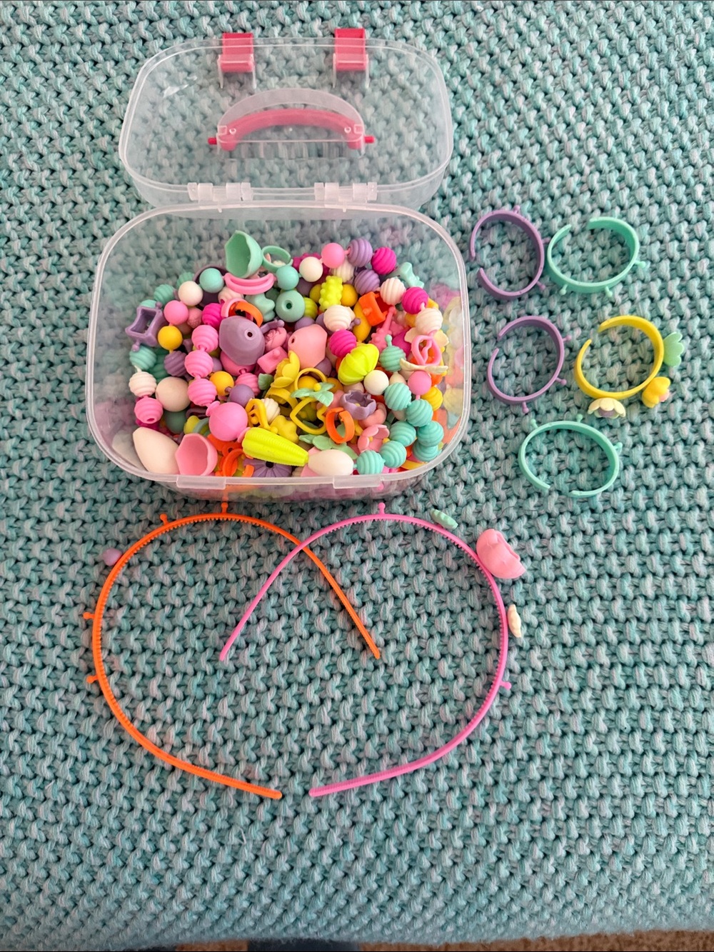Colorful Kids Bead & Ring Craft Kit - Pastel Mix